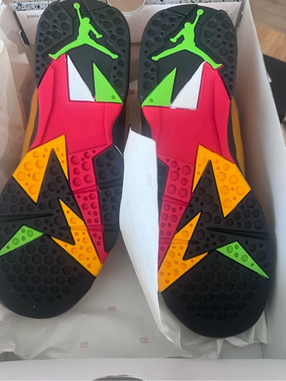Jordan MVP 92 NIB in Yellow with Black & Red Accents